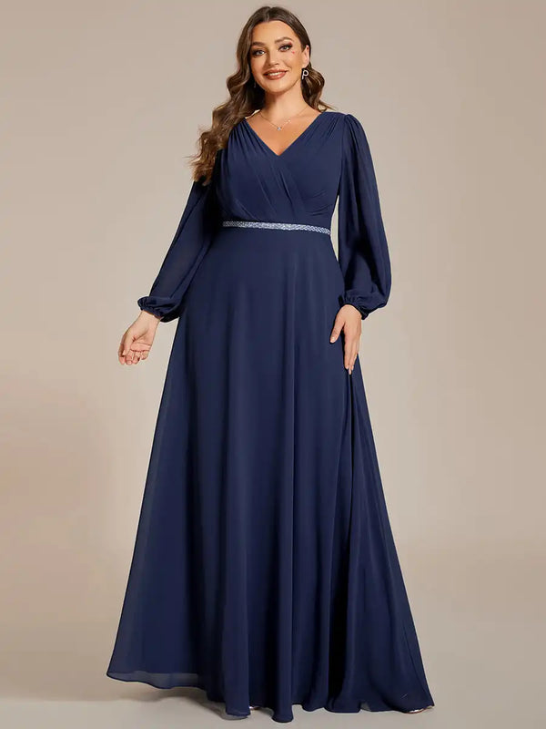 Robe de soirée grande taille manches longues - LUNÉA | Charme intemporel